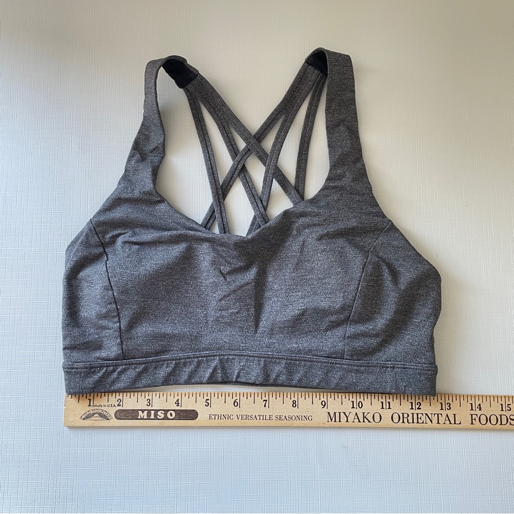 LULULEMON Free To Be Serene Athletic Strappy Sports Bra Heathered Black Grey 6 - Picture 5 of 7